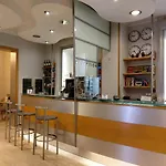 Astor ホテル 2*