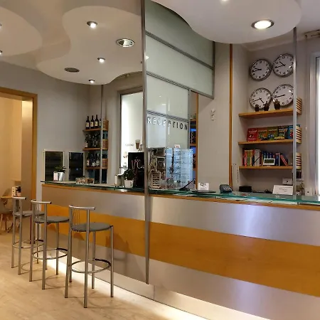 Astor Hotel 2*